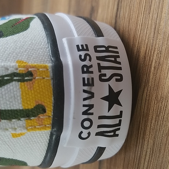Converse high top BRAND New - Picture 3 of 11